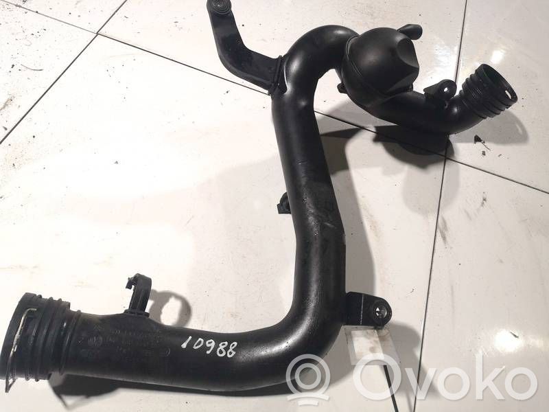 Volkswagen PASSAT B6 Tubo flessibile intercooler 