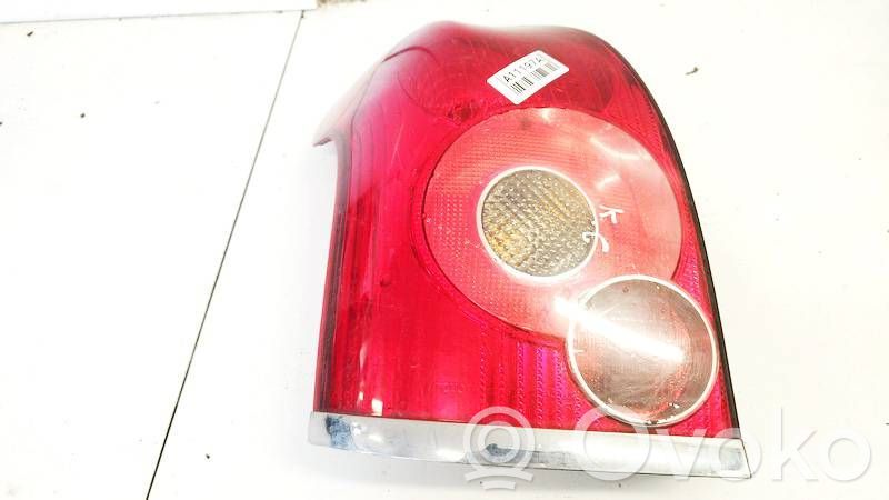 Toyota Avensis T250 Luci posteriori