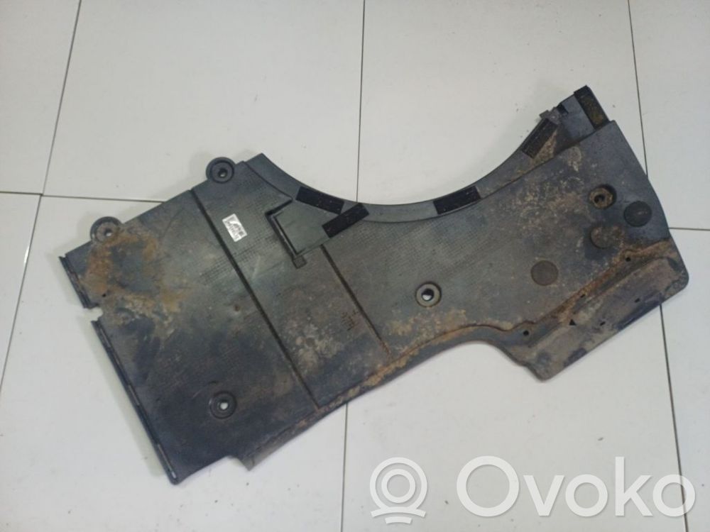 Volkswagen PASSAT B5 Placa protectora/protector antisalpicaduras motor 
