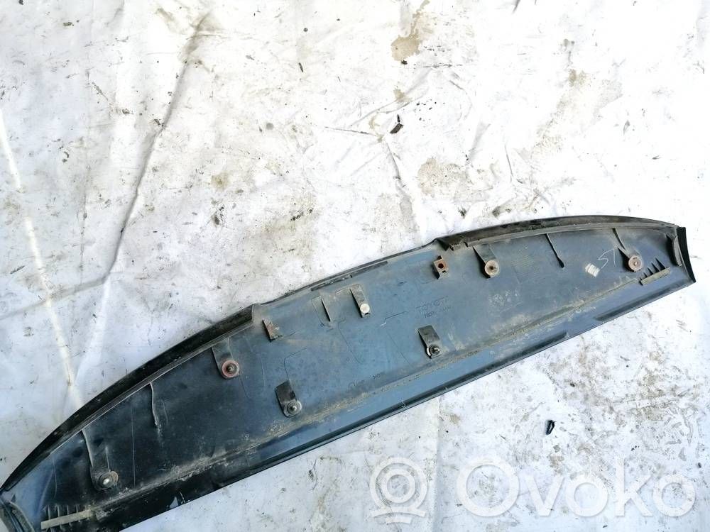 Toyota Avensis T250 Spoiler lunetă/portbagaj 