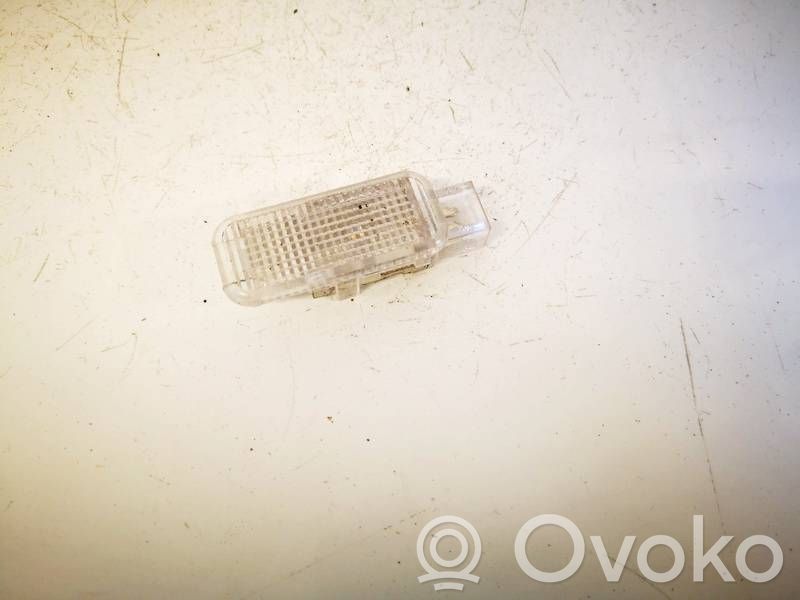 Audi A4 S4 B5 8D Alte lămpi de interior 