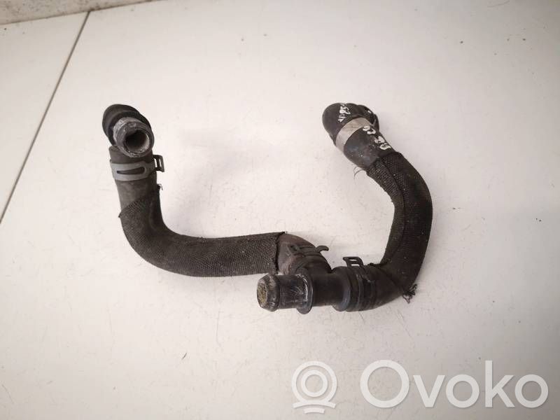 Audi A6 S6 C6 4F Tubo flessibile del liquido di raffreddamento del motore 