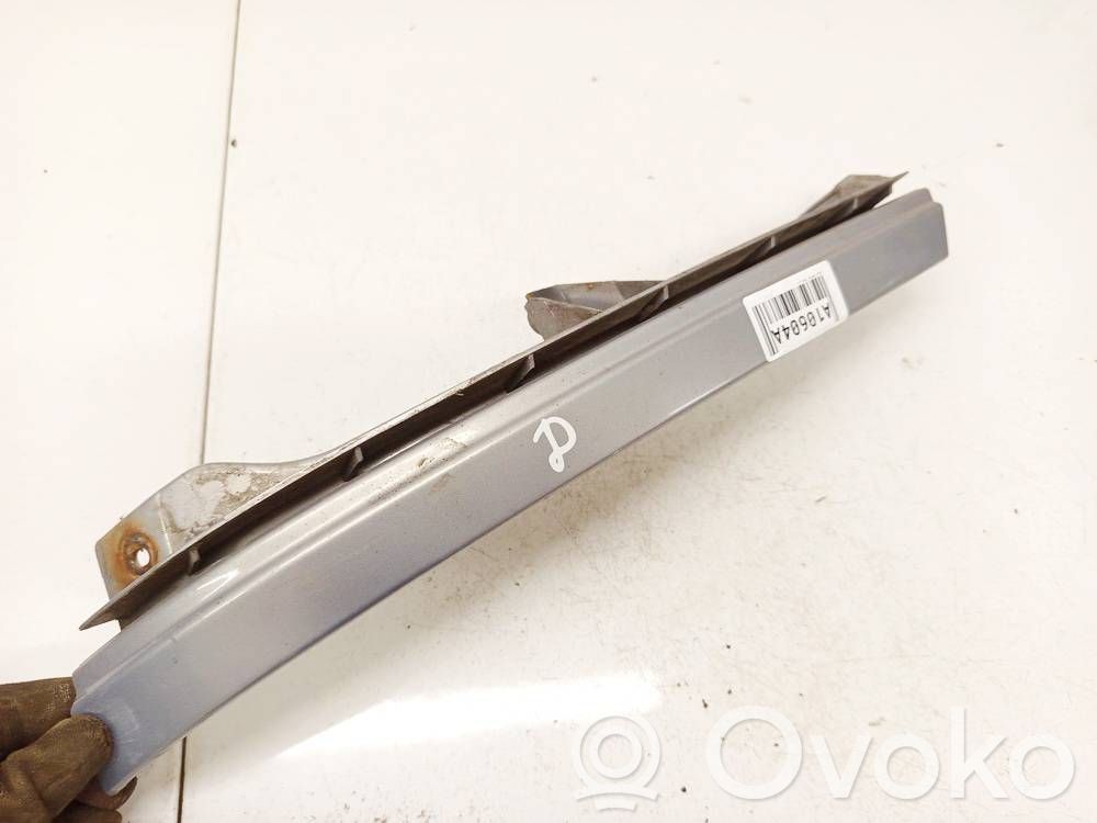 Opel Zafira A Rivestimento sotto il faro/fanale