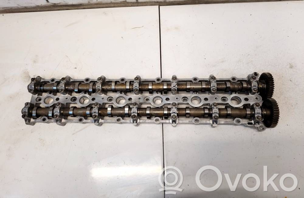 BMW 5 G30 G31 G38 Wałek rozrządu 