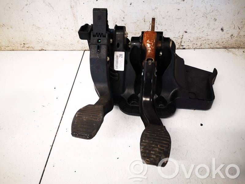 Opel Corsa D Pédale de frein 