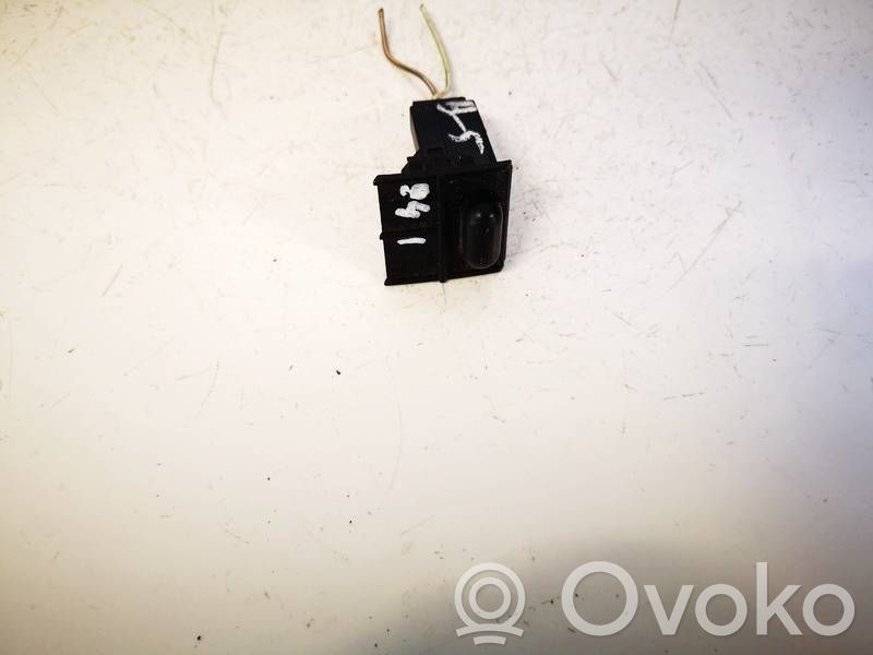 Volkswagen PASSAT B5 Sensor 