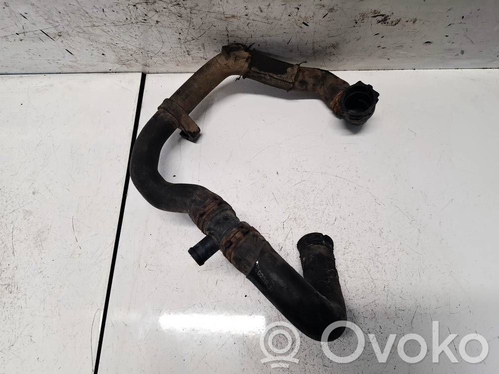 Volkswagen PASSAT B6 Tubo flessibile del liquido di raffreddamento del motore