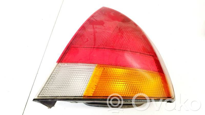 Lampa tylna