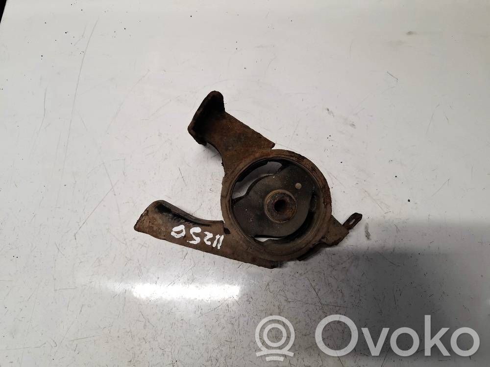 Engine mount bracket