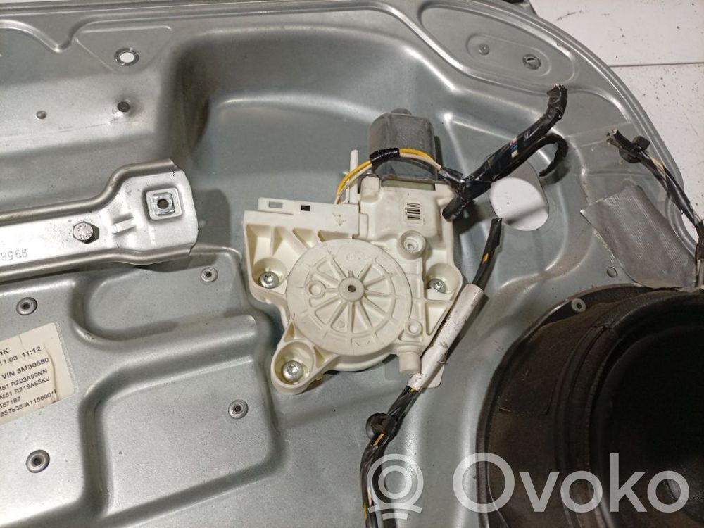 Ford Focus Motor del regulador de la ventanilla de la puerta delantera 