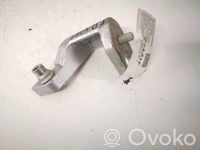 Front door upper hinge