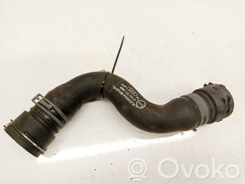 Audi A4 S4 B9 Przewód / Wąż chłodnicy 