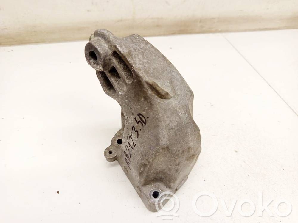 Mercedes-Benz E W212 Supporto di montaggio del motore (usato)