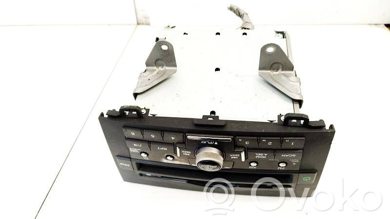 Honda CR-V Panel / Radioodtwarzacz CD/DVD/GPS 