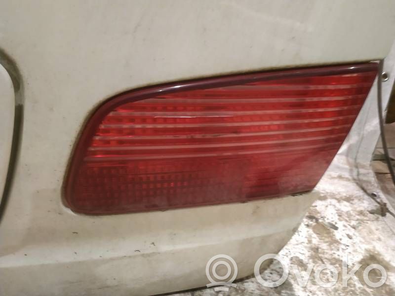 Saab 9-5 Feux arrière sur hayon 