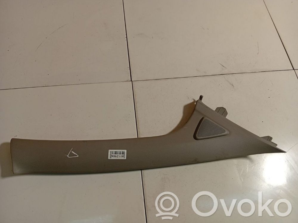 Toyota Yaris Capac stâlp (C) 