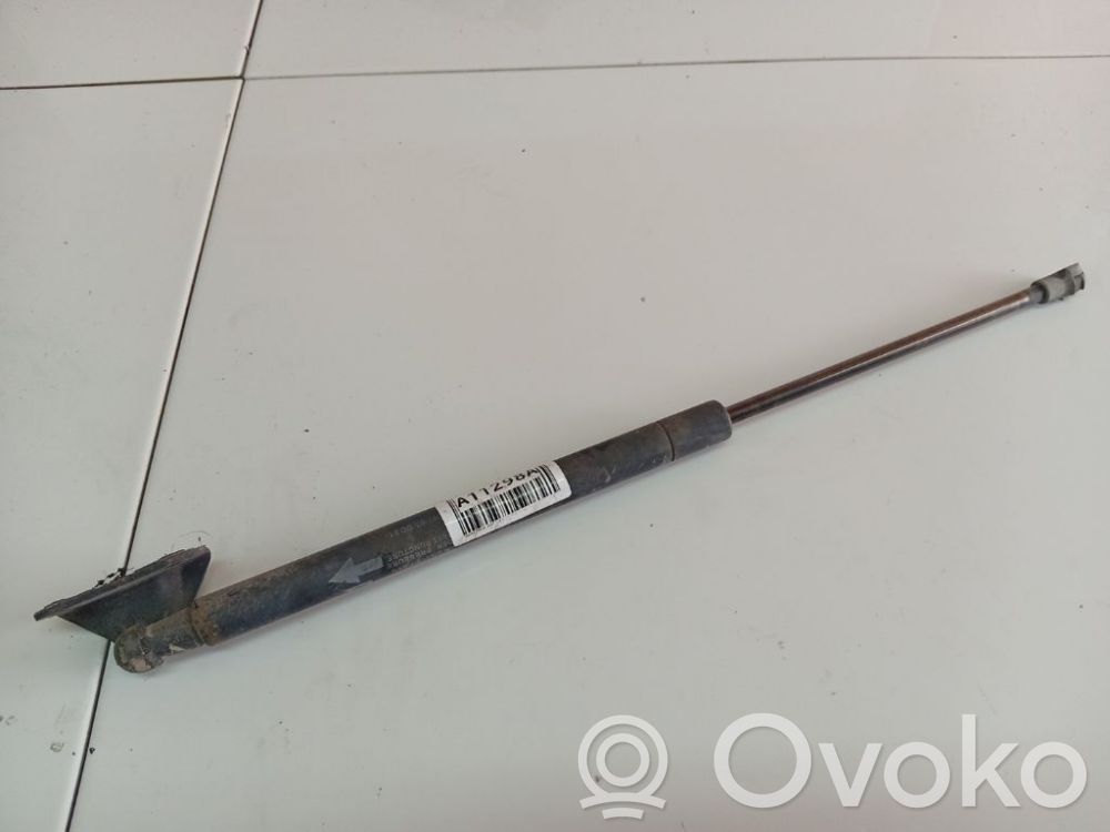 Toyota Yaris Tailgate/trunk strut/damper 