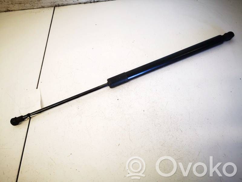Volkswagen Golf VII Amortiguador/puntal del maletero/compartimento de carga 