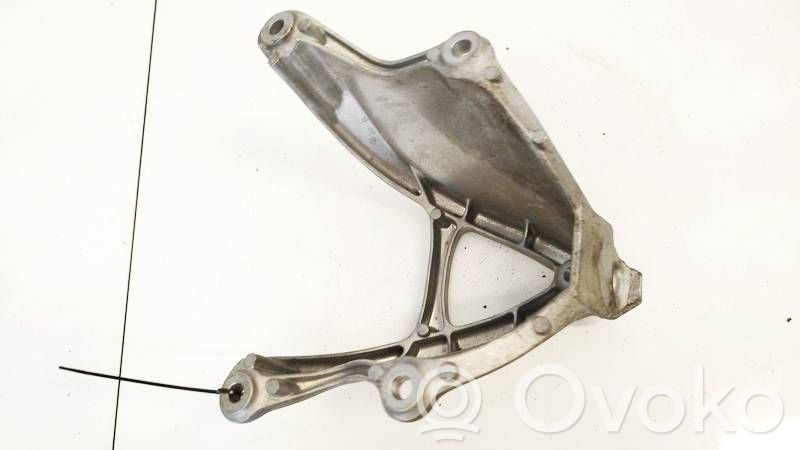 Audi A4 S4 B9 Suport motor 