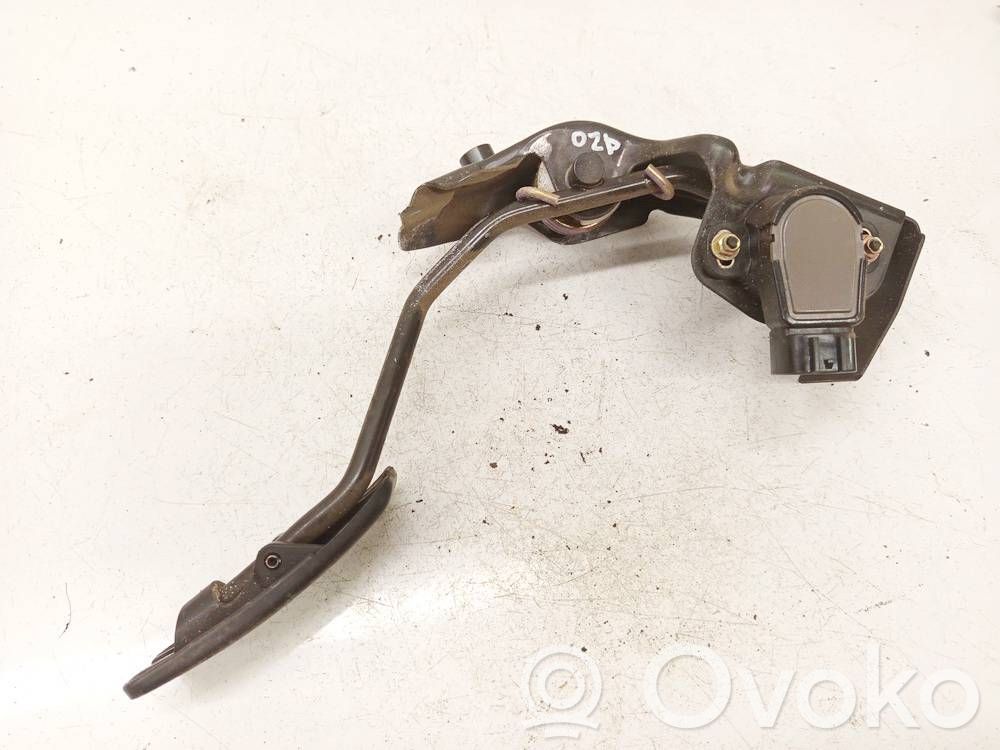 Toyota Avensis T250 Pedale dell’acceleratore