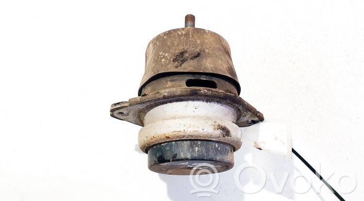 Support de moteur, coussinet   7L8199131A,7L8199131A