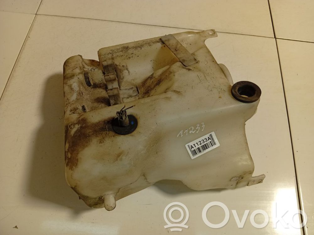 Mercedes-Benz C W203 Serbatoio/vaschetta liquido lavavetri parabrezza