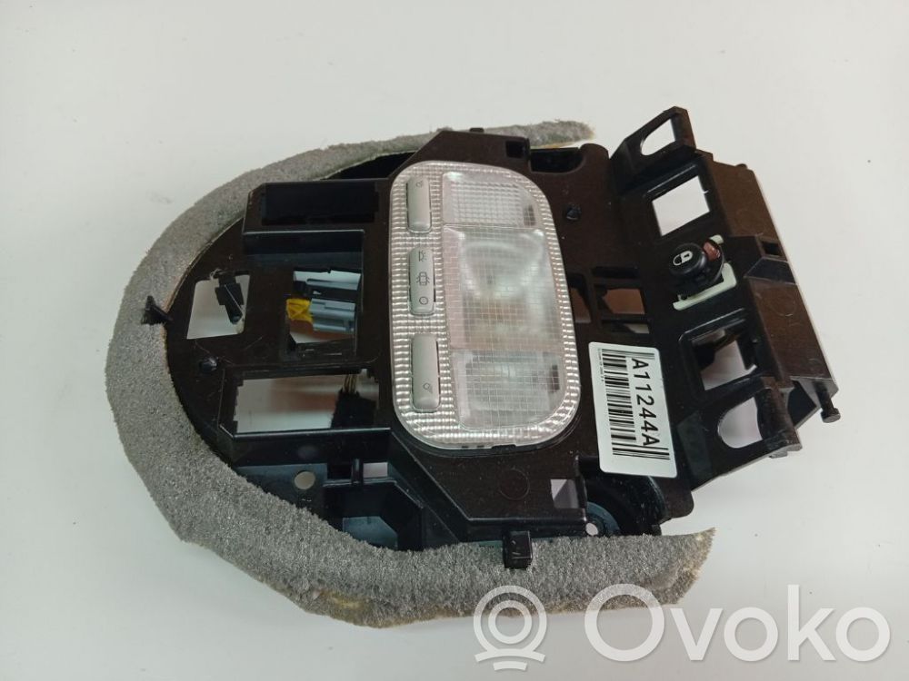 Luz del asiento trasero   P1046,225682,P1046
