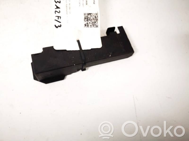 Audi A4 S4 B9 Unidad de control de la antena 