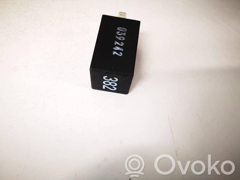 Otros relés   4D0907131,4D0907131,D11301