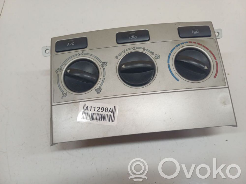 Panel klimatyzacji   559000F011,1050430,559000F011,681NA13,69670001