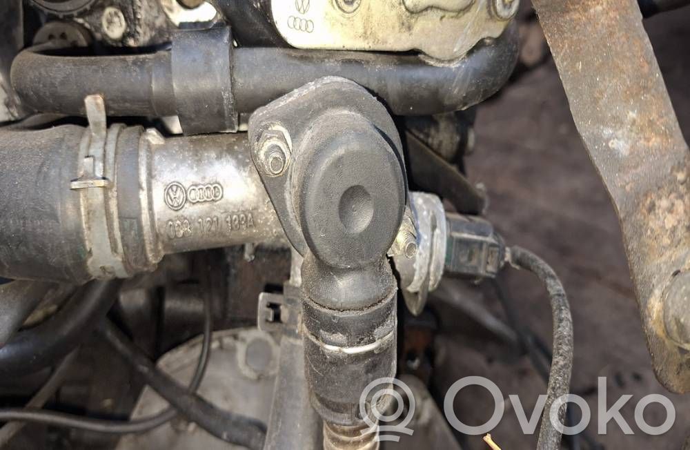 Audi A4 S4 B6 8E 8H Przewód / Wąż chłodnicy 