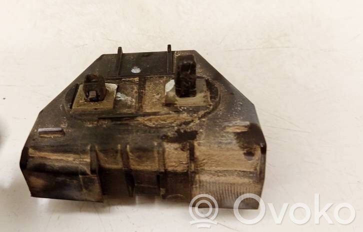 Toyota Avensis T250 Staffa di rinforzo montaggio del paraurti posteriore