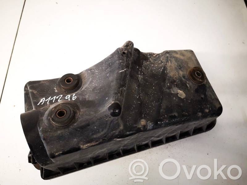 Toyota Avensis T250 Obudowa filtra powietrza 