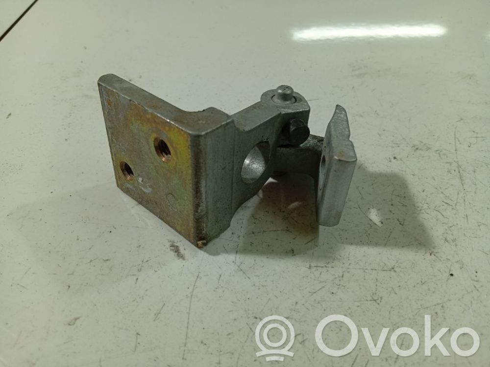 Audi A4 S4 B5 8D Unteres Scharnier Tür hinten