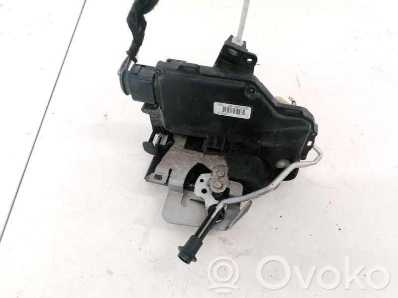 Audi A4 S4 B6 8E 8H Serratura portiera anteriore