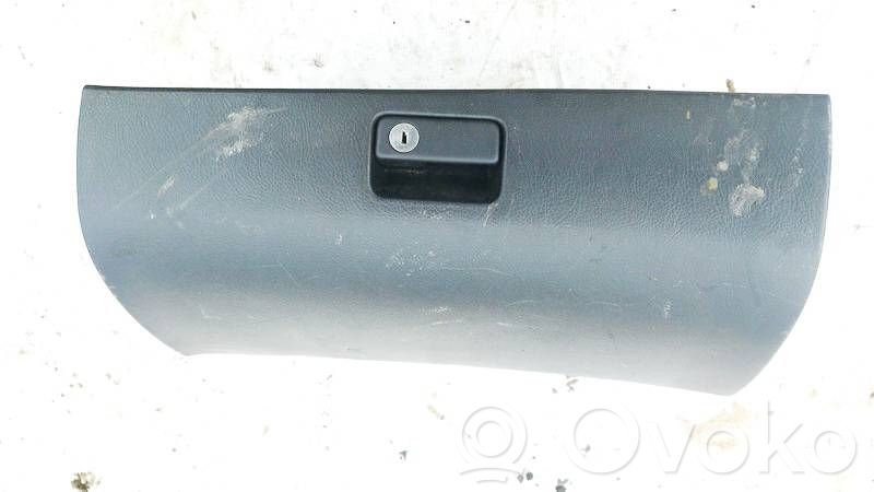 Toyota Avensis T250 Vano portaoggetti 