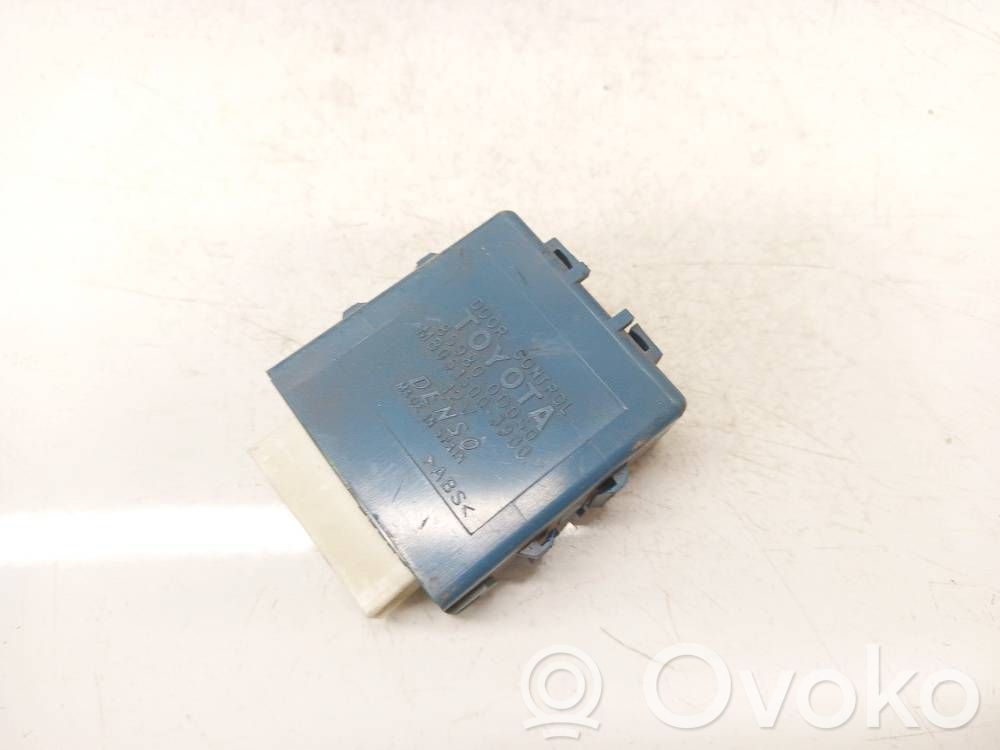 Toyota Yaris Centralina/modulo portiere 