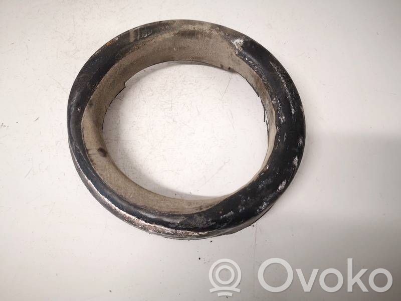 Volvo V70 Cauciuc flanșă arc față 