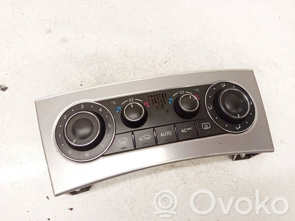 Mercedes-Benz C W203 Unitate control climatizare 