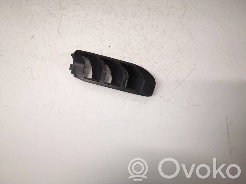 Peugeot 307 Rejilla de ventilación central del panel 