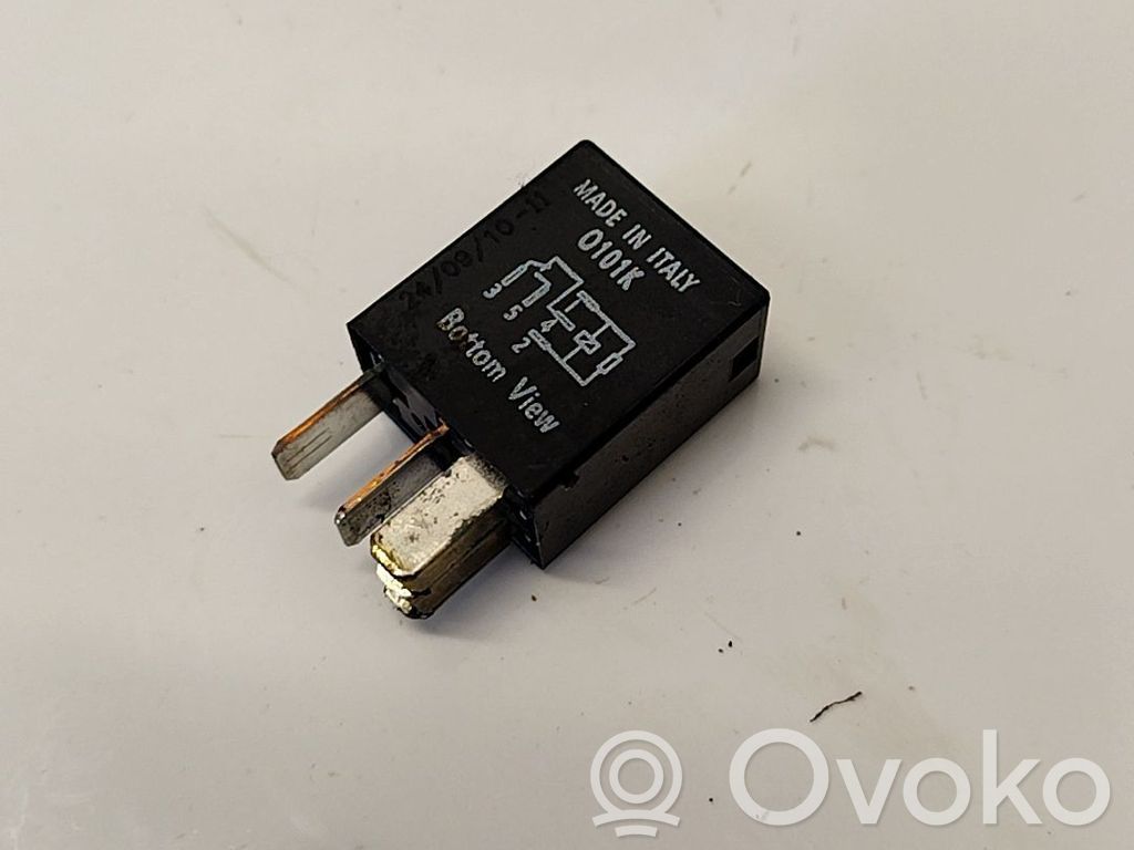 Otros relés   F57B14B192AA,F57B14B192AA