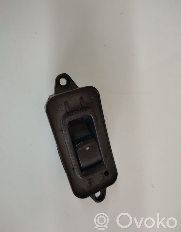Interrupteur commade lève-vitre   S040,S040,S040