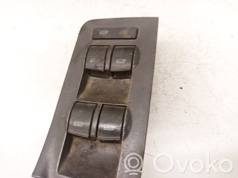 Audi A6 S6 C5 4B Przyciski szyb 