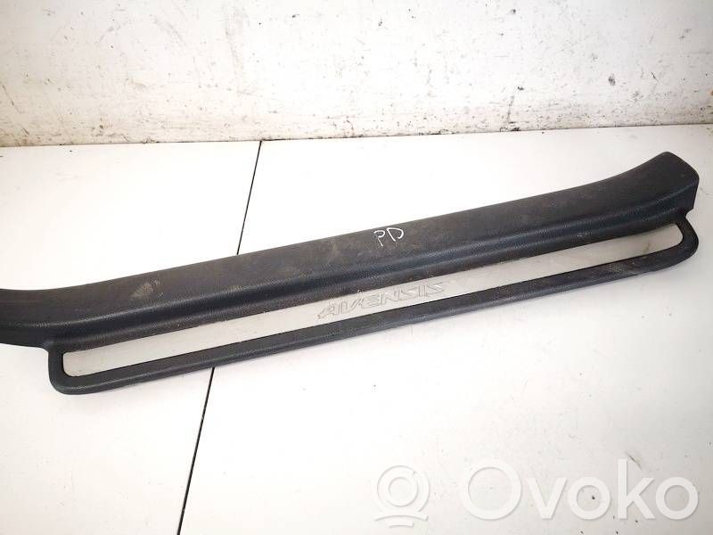 Toyota Avensis T250 Copertura del rivestimento del sottoporta anteriore 