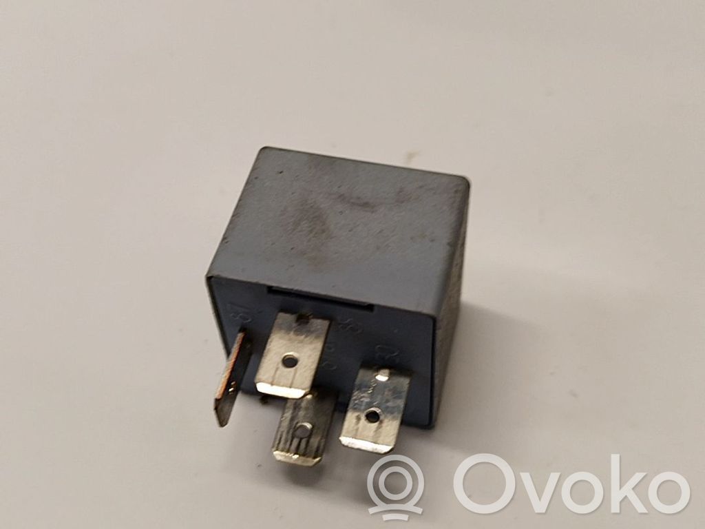 Volkswagen Polo IV 9N3 Alte relee 