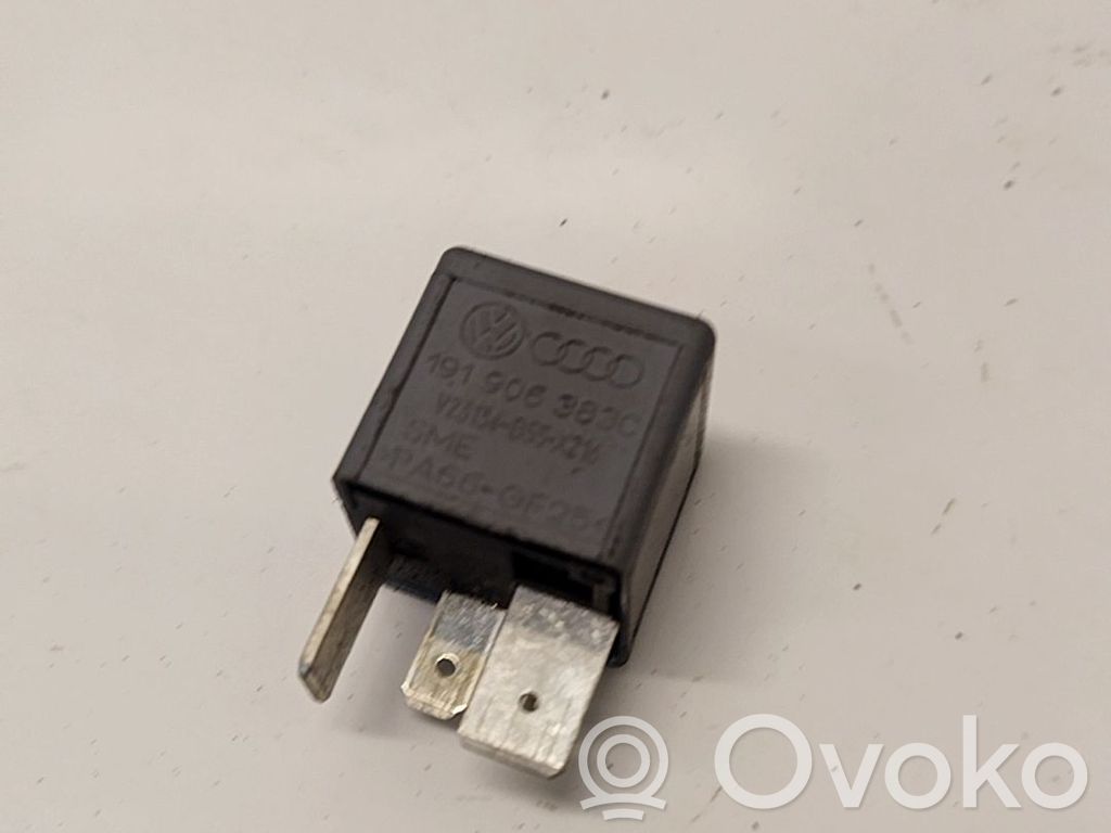 Volkswagen Polo III 6N 6N2 6NF Autres relais