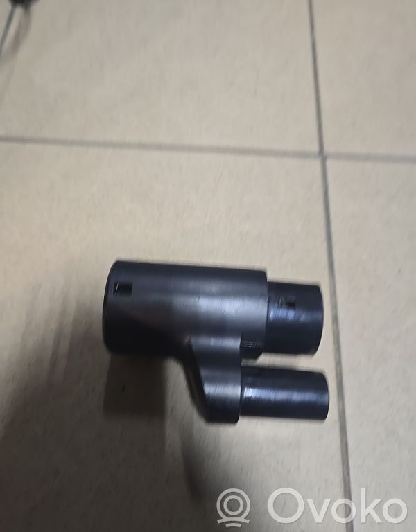 Otros cableados   147521100C,147521100C,TESLACSSADAPTER