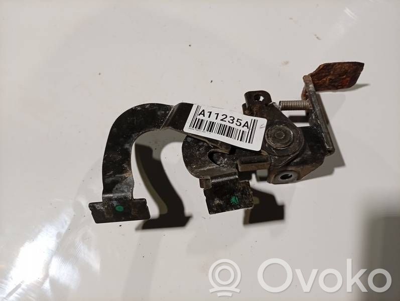 Skoda Fabia Mk1 (6Y) Przycisk otwierania wlewu paliwa 