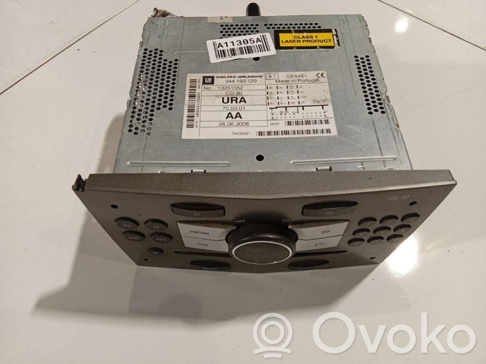 Opel Zafira B Unità principale autoradio/CD/DVD/GPS 