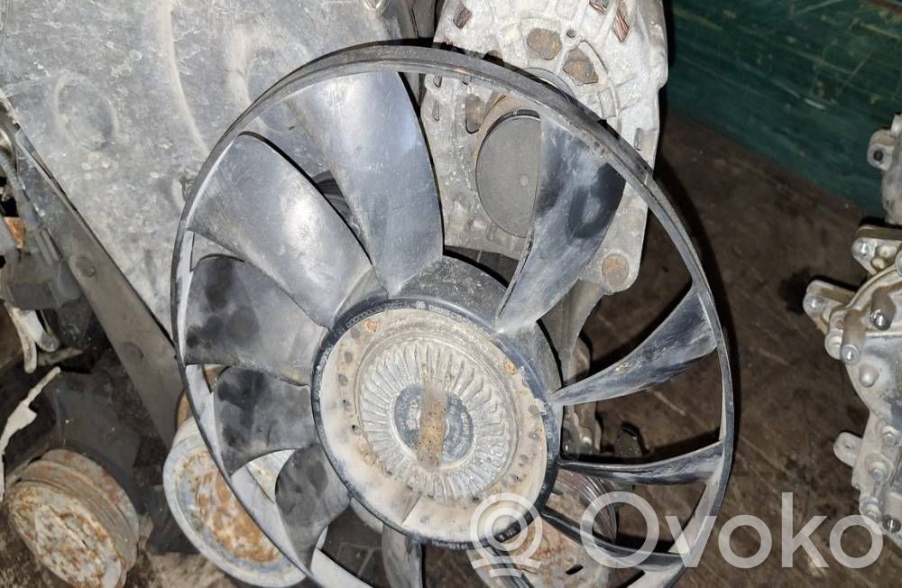 Impulsor de ventilador   058121301B,058121301B